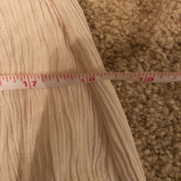 ASTR Y-back dress. - Picture 7 of 8